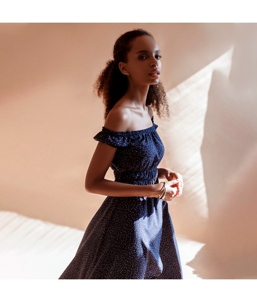 сукня зі спущеним плечем синя