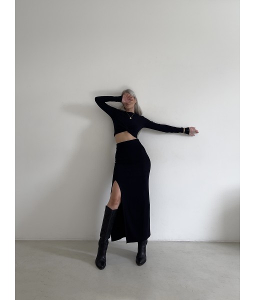 топ з вузлом  чорний жакардовий