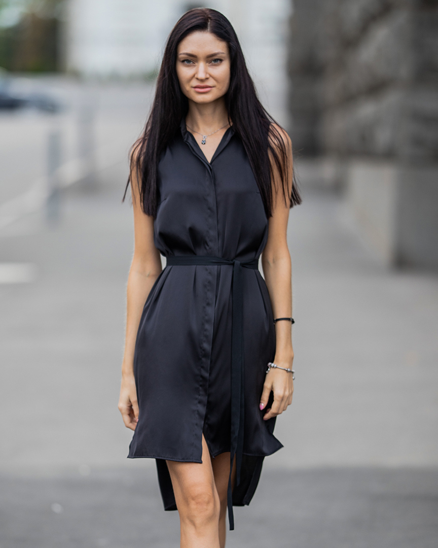 сукня - сорочка без рукавів шовкова чорна