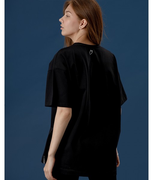 футболка FOLLOW YOUR HEART чорна