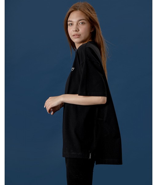 футболка FOLLOW YOUR HEART чорна