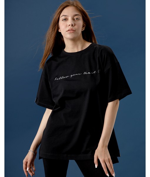 футболка FOLLOW YOUR HEART чорна