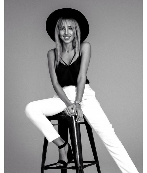 топ V - бретелі французський сатин  чорний